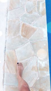 Alina Ceusan feet photo 14