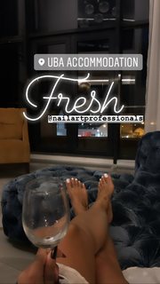 Alina Ceusan feet photo 3