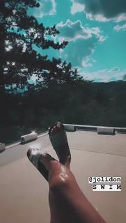 Alina Ceusan feet photo 12