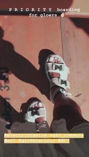 Alina Ceusan feet photo 3