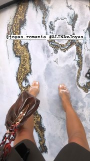 Alina Ceusan feet photo 10