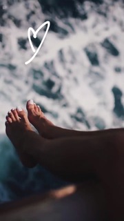 Alina Ceusan feet photo 18