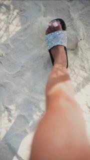 Alina Ceusan feet photo 3