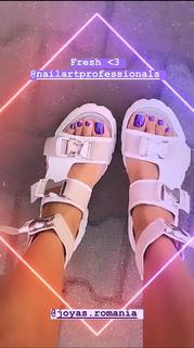 Alina Ceusan feet photo 7