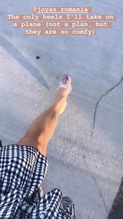 Alina Ceusan feet photo 10