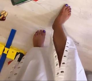 Alina Ceusan feet photo 7