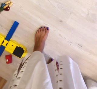 Alina Ceusan feet photo 6