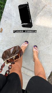 Alina Ceusan feet photo 14