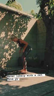 Alina Ceusan feet photo 19