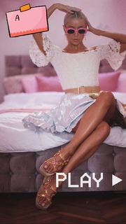 Alina Ceusan feet photo 10