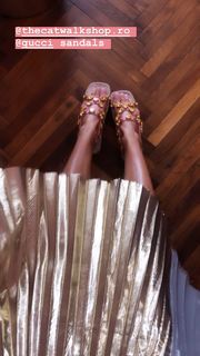Alina Ceusan feet photo 9