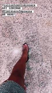 Alina Ceusan feet photo 7