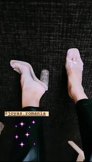Alina Ceusan feet photo 2