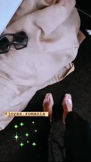 Alina Ceusan feet photo 1