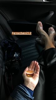 Alina Ceusan feet photo 7