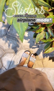 Alina Ceusan feet photo 1