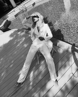 Alina Ceusan feet photo 7