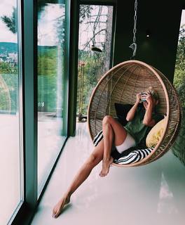 Alina Ceusan feet photo 5