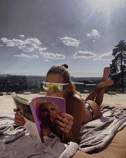 Alina Ceusan feet photo 13