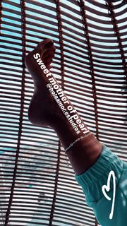 Alina Ceusan feet photo 19
