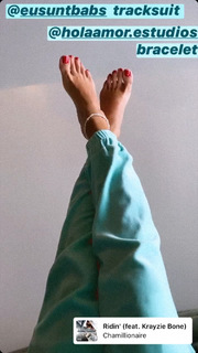 Alina Ceusan feet photo 18