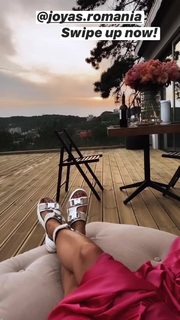 Alina Ceusan feet photo 14