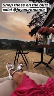 Alina Ceusan feet photo 13
