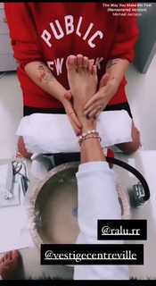 Alina Ceusan feet photo 20