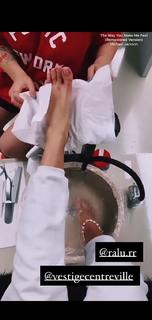 Alina Ceusan feet photo 17