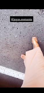 Alina Ceusan feet photo 14
