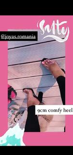 Alina Ceusan feet photo 5