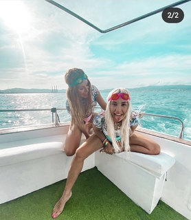 Alina Ceusan feet photo 7