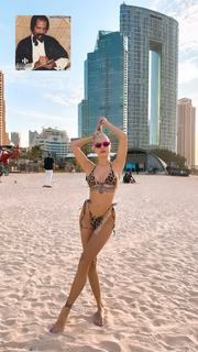 Alina Ceusan feet photo 9