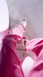 Alina Ceusan feet photo 6