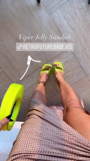 Alina Ceusan feet photo 8