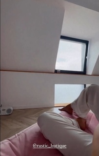 Alina Ceusan feet photo 17