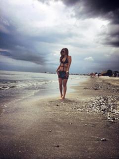 Alina Eremia feet photo 1