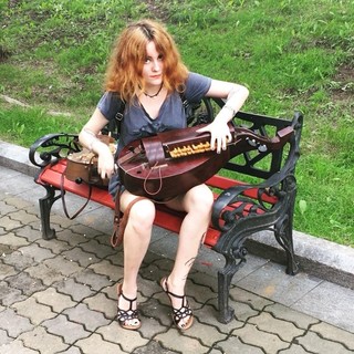 Alina Gingertail feet photo 14