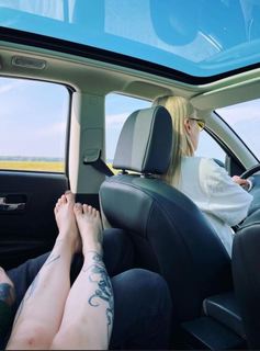 Alina Gingertail feet photo 7