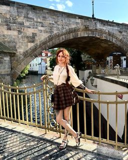Alina Gingertail feet photo 4