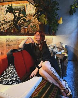 Alina Gingertail feet photo 15