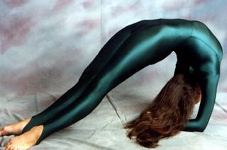 Alina Kabaeva feet photo thumbnail