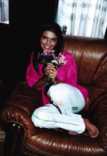 Alina Kabaeva feet photo thumbnail