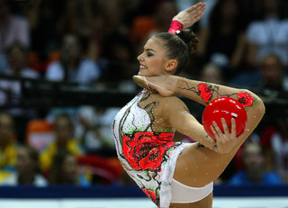 Alina Kabaeva feet photo thumbnail