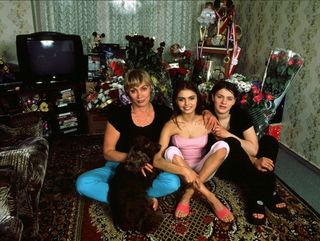 Alina Kabaeva feet photo 3