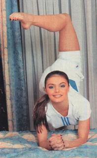 Alina Kabaeva feet photo thumbnail