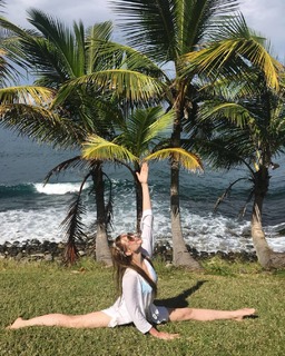Alina Lanina feet photo thumbnail