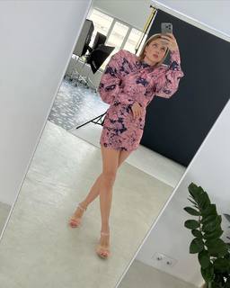 Alina Lanina feet photo thumbnail