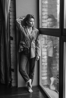 Alina Lanina feet photo thumbnail