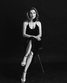 Alina Lanina feet photo thumbnail